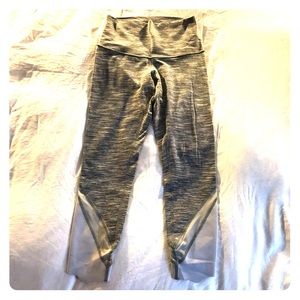 Lululemon Grey and White Yoga Leggings, size 4
